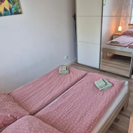 Vanessa W Centrum 600 M Od Morza Apartmán *