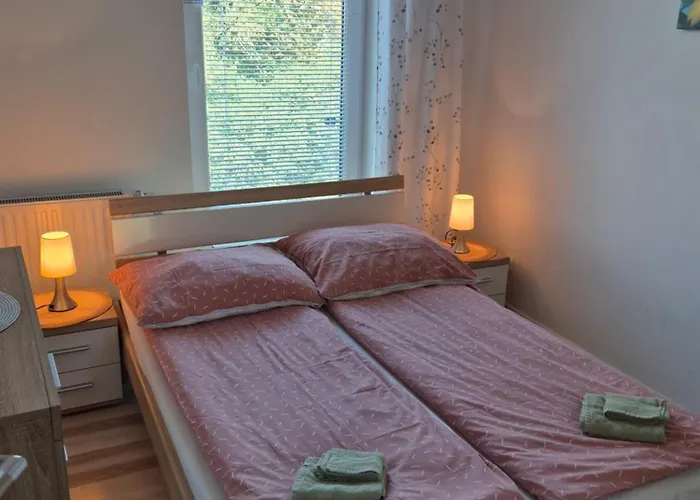 Vanessa W Centrum 600 M Od Morza * 코워브제크