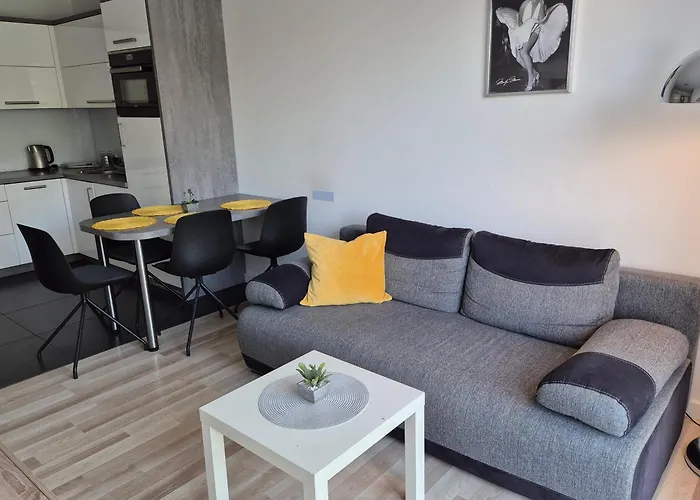 아파트 Vanessa W Centrum 600 M Od Morza 코워브제크